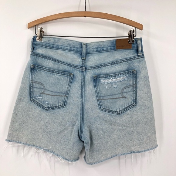 American Eagle 2 High Waisted Denim Mom Shorts distressed 5561 0382 - Picture 3 of 10